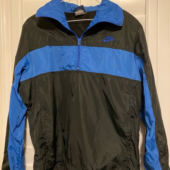 Nike Jacket - Picture 3 of 4